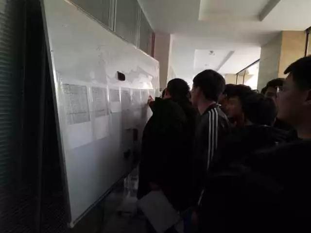 机电系举办大连英特尔专场招聘会