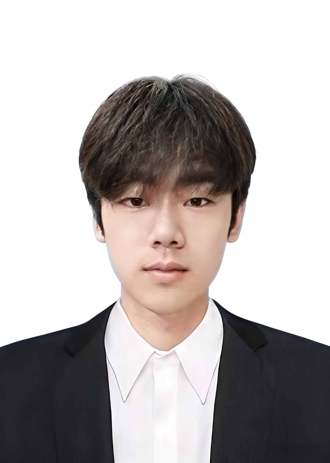 齐朔证件照.png