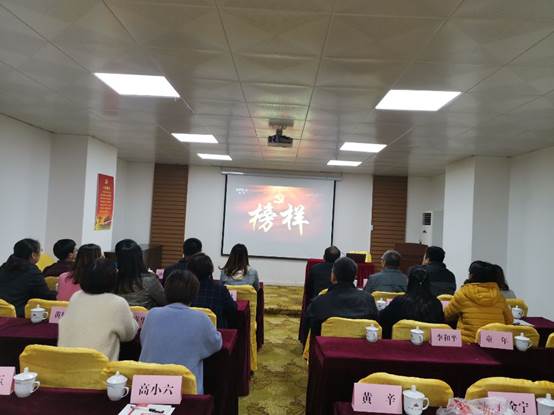 http://www.lncc.edu.cn/__local/B/12/E1/DEBF7651330B899AA900D923384_2C971526_153D4.jpg