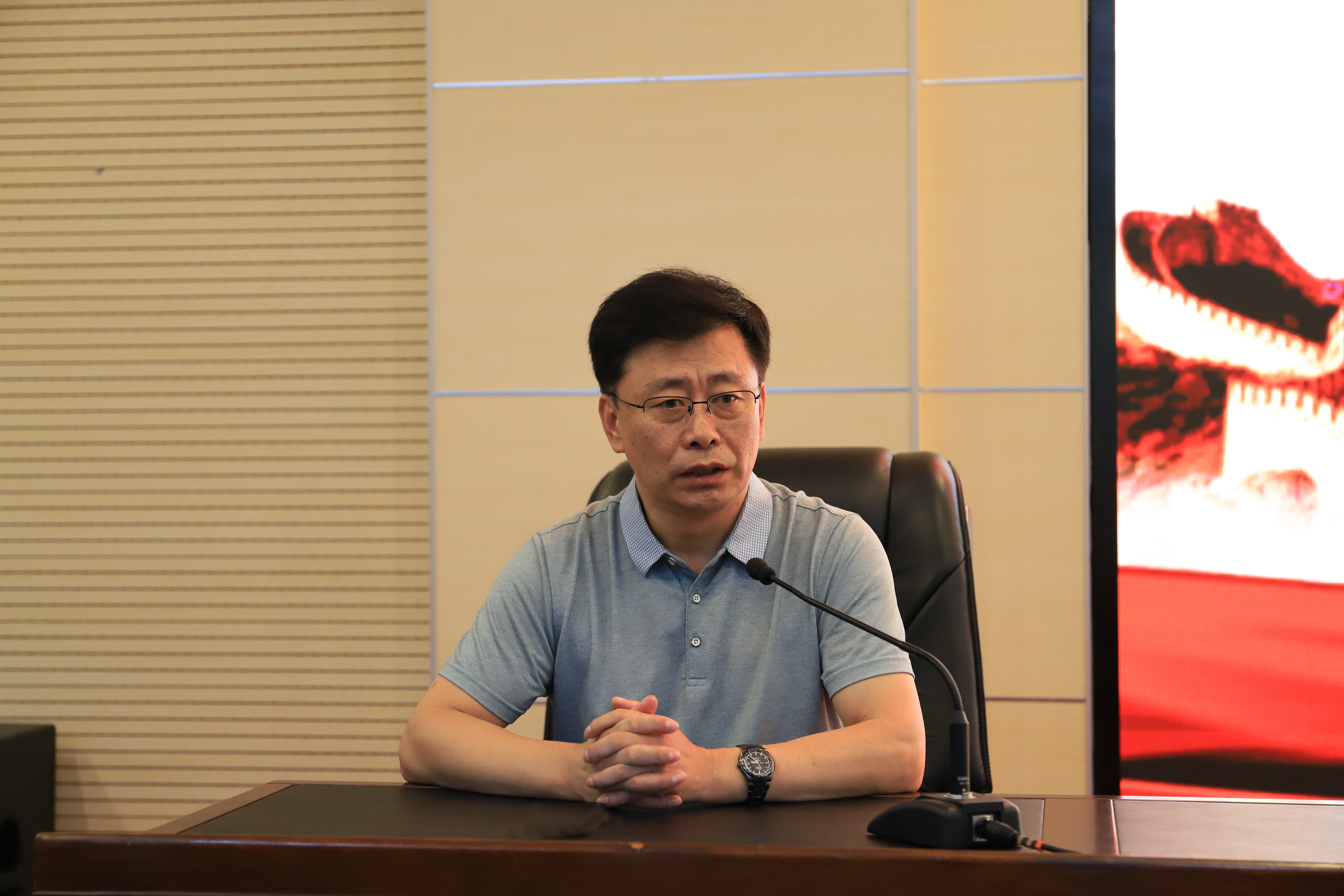 我校开展教学系领导班子,党务干部专题业务培训